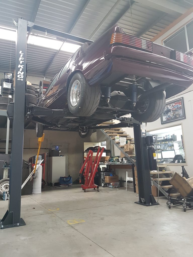 2-Post Car 4.5T Clear Floor Commercial Hoist | Hero Hoists QLD